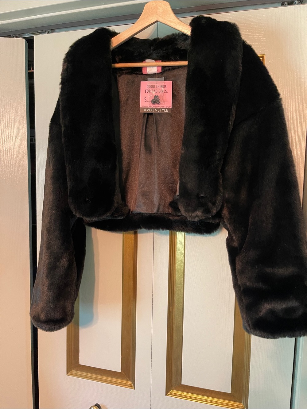 NWT Vixen by Micheline Pitt cropped glam jacket- Black Faux Fur